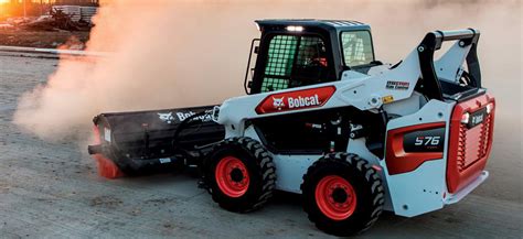 cat skid steer vs kubota